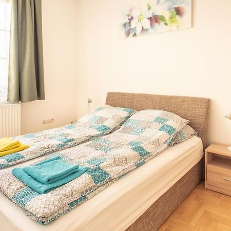 Modor Apartman Alsópáhok Bagian luar foto