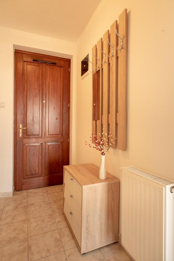 Modor Apartman Alsópáhok Bagian luar foto