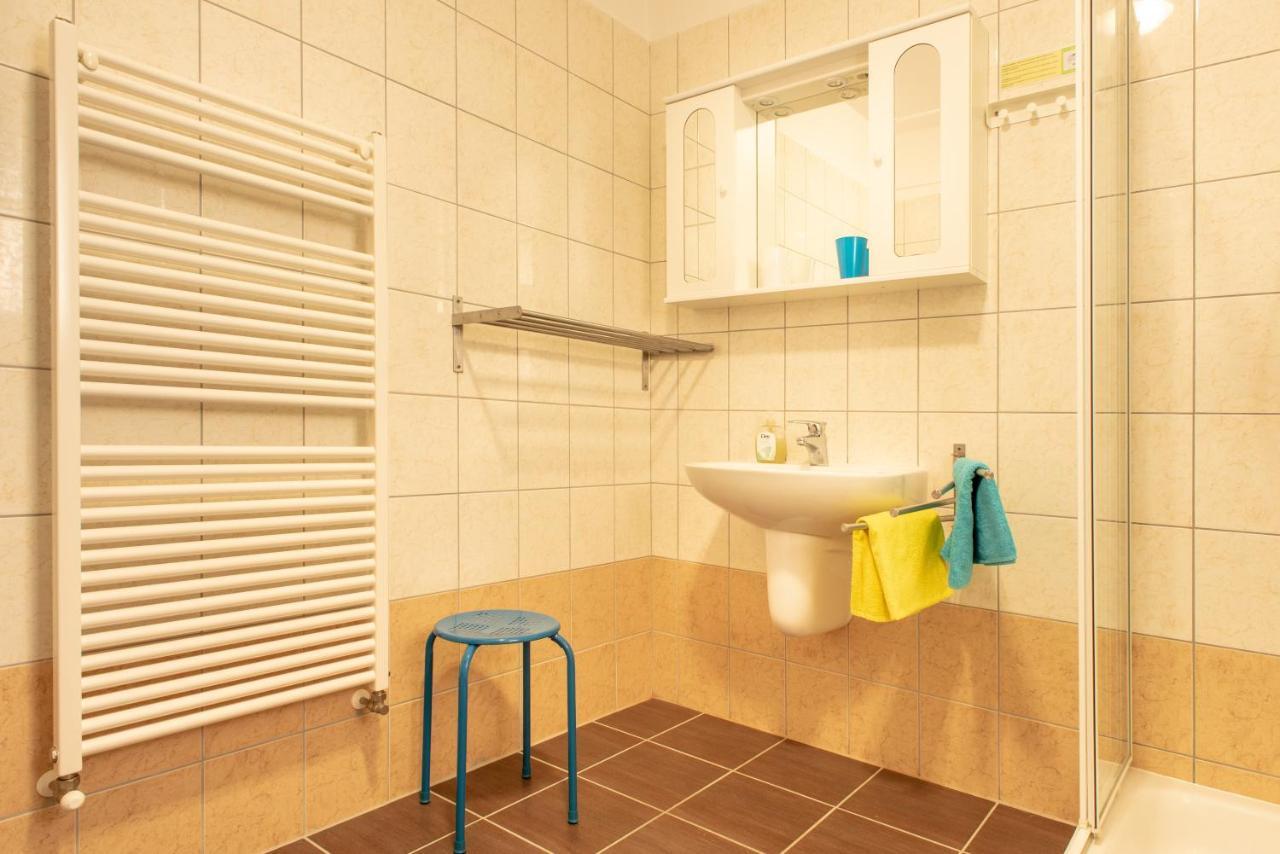 Modor Apartman Alsópáhok Bagian luar foto
